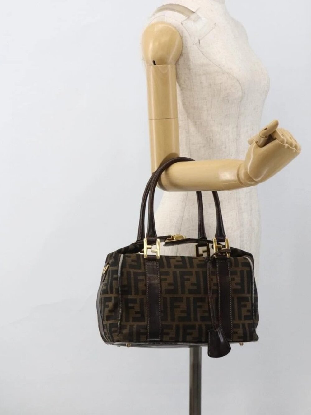 FENDI Zucca Canvas Hand Bag Black Brown Auth 172665